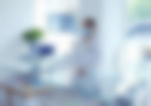 杭州朝聚眼科医院医生介绍：张伟强副主医师专攻眼底病微创治疗